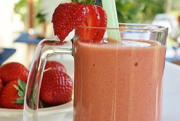 Orange Strawberry Banana Smoothie